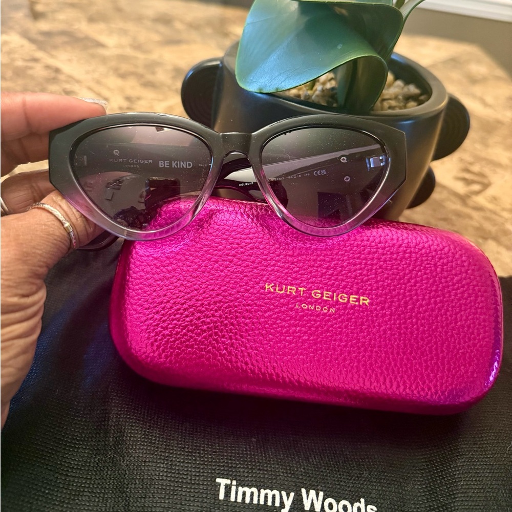 ⭐️⭐️NWOT  Kurt Geiger London “ BE KIND” Cat Eye Sunglasses - Picture 8 of 11
